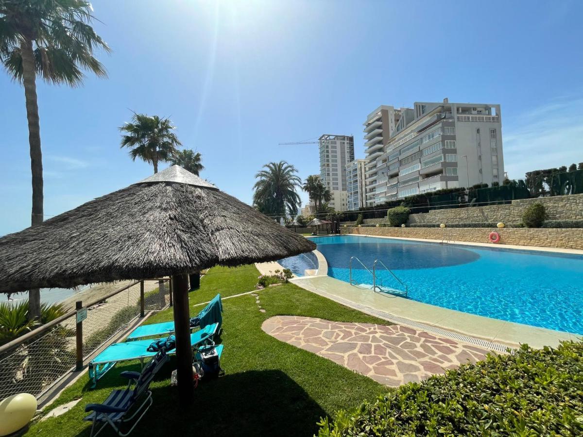 Clp- Primera Linea Vistas Piscina Y Parking Кальпе Экстерьер фото